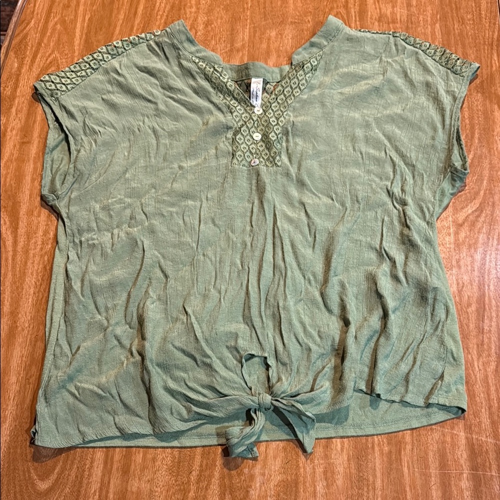 PerSeption Concept Green Dolman Sleeve Blouse with Tie Front